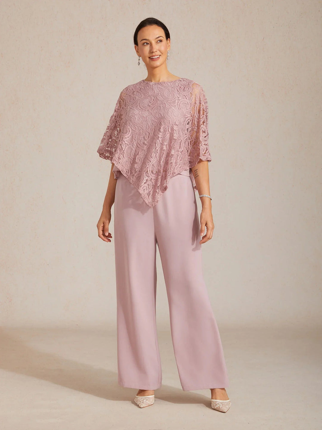 Elegante top met vleermuismouwen van kant