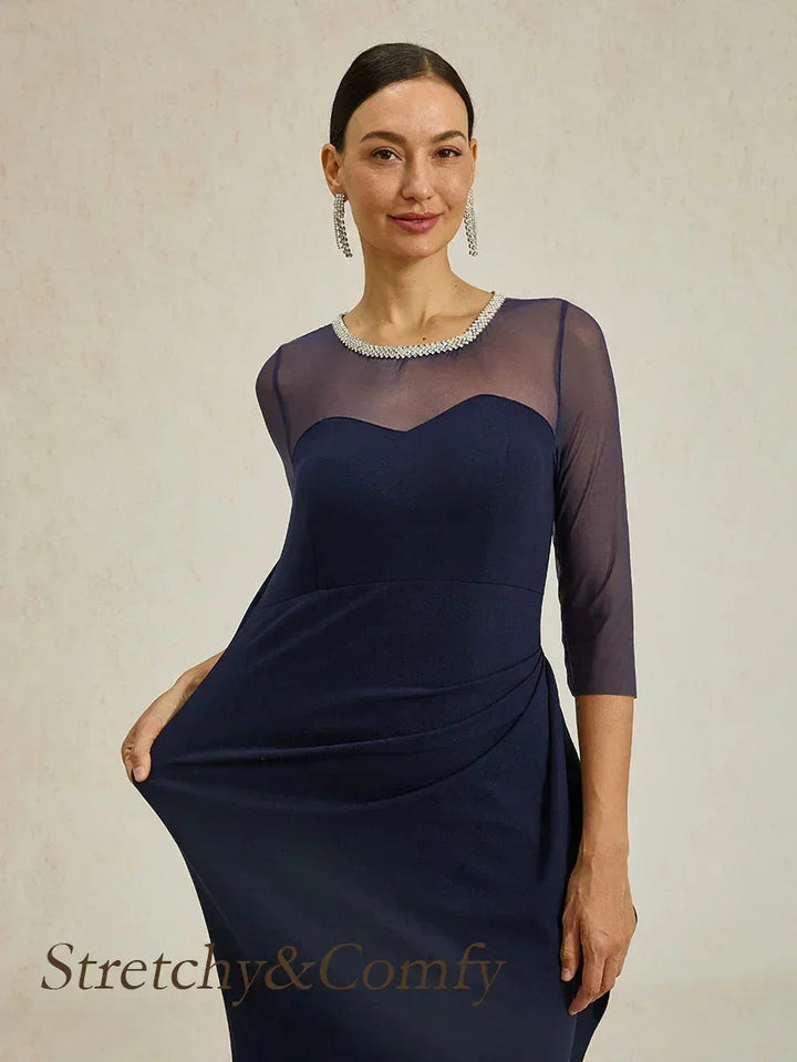 Elegante galajurk met kralen en illusion-halslijn