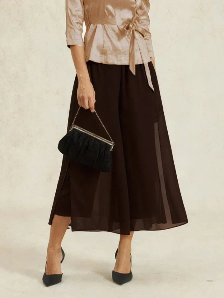 Pantalon Met Rechte Pijpen in Cropped Lengte met Chiffon Split-Overlay