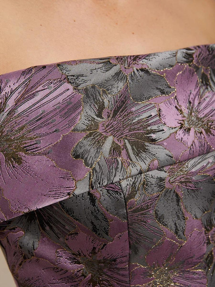 Schoudervrije Metallic Bloemenjacquard Baljurk