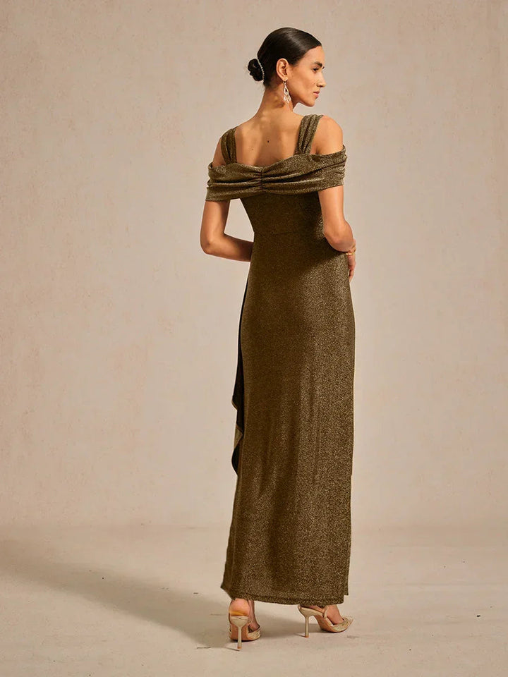 Gebreide jurk met open schouders, glitter en metallic