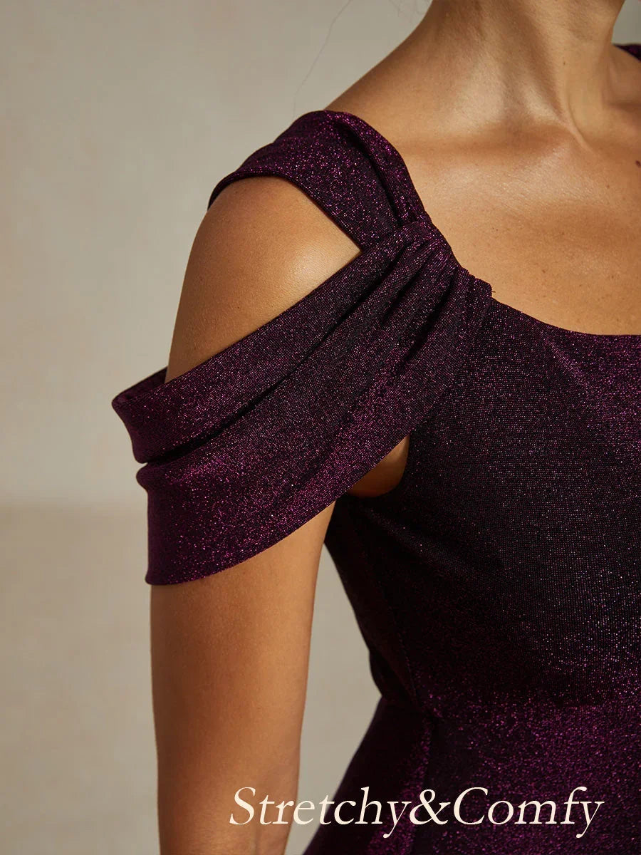 Gebreide jurk met open schouders, glitter en metallic