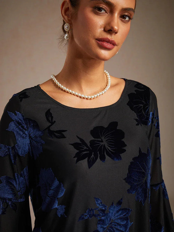 Chique Bloemige Blouse Met Asymmetrische Zoom