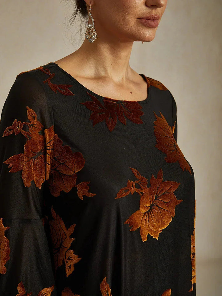 Chique Bloemige Blouse met Asymmetrische Zoom