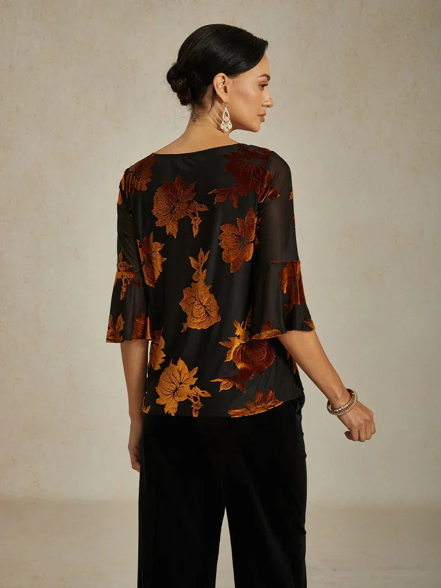 Chique Bloemige Blouse met Asymmetrische Zoom