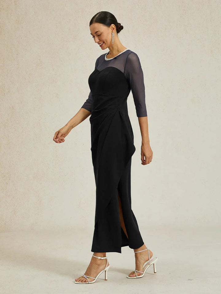 Elegante formele jurk met kralen en illusiehalslijn