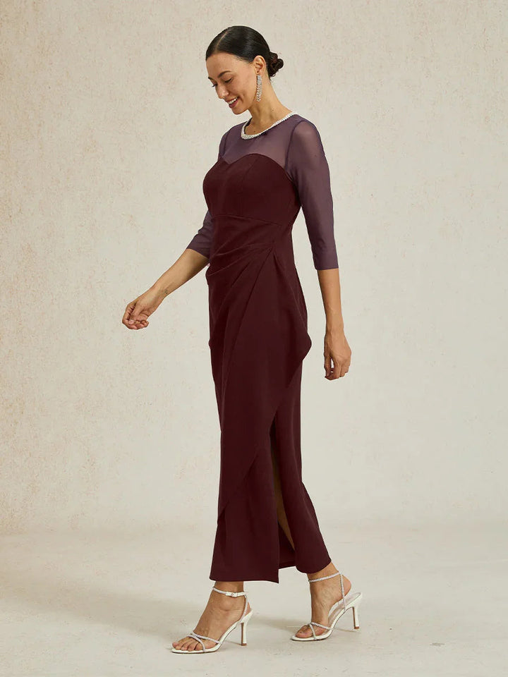 Elegante formele jurk met kralen en illusiehalslijn