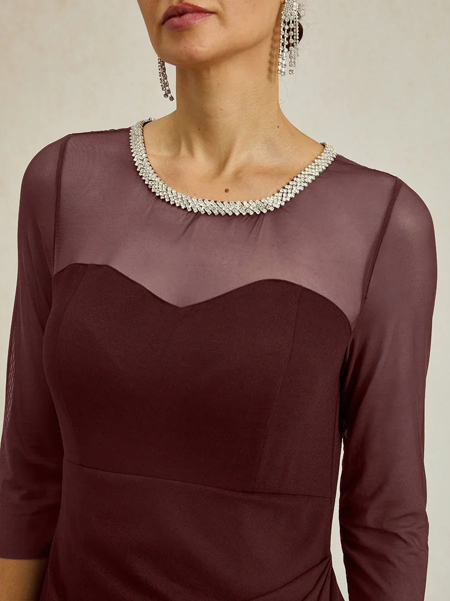 Elegante formele jurk met kralen en illusiehalslijn