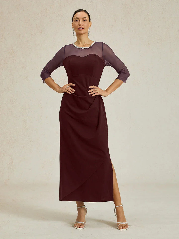Elegante formele jurk met kralen en illusiehalslijn