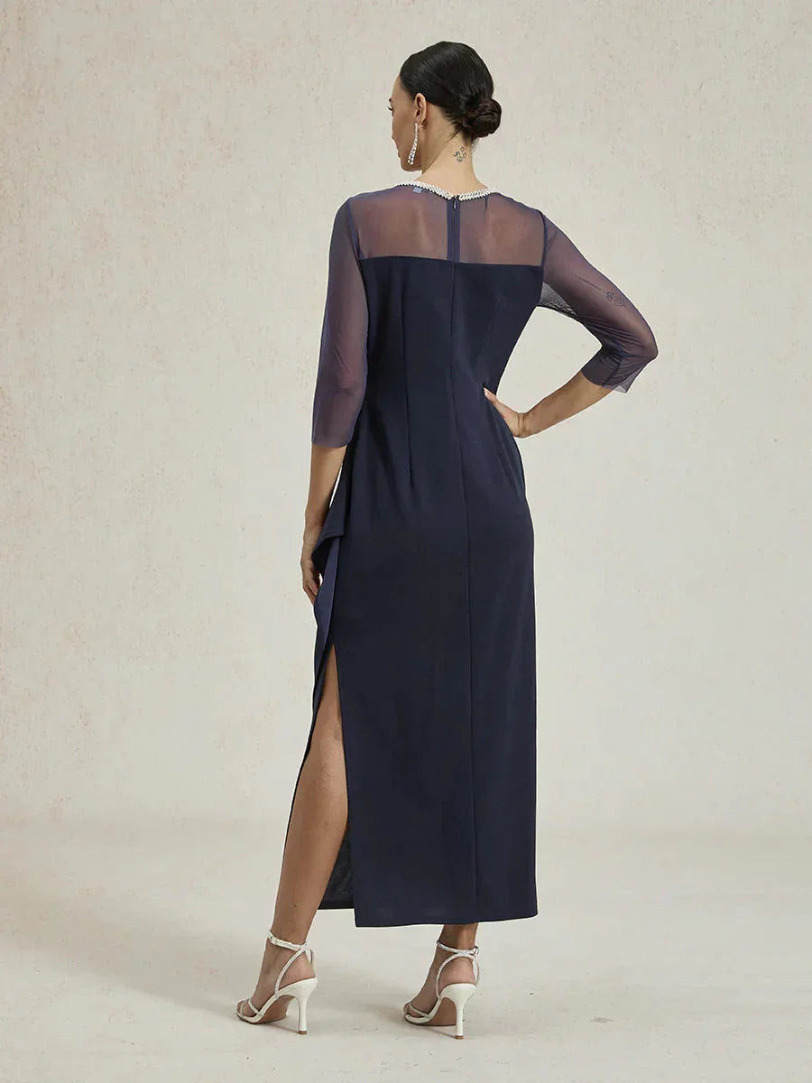 Elegante formele jurk met kralen en illusiehalslijn