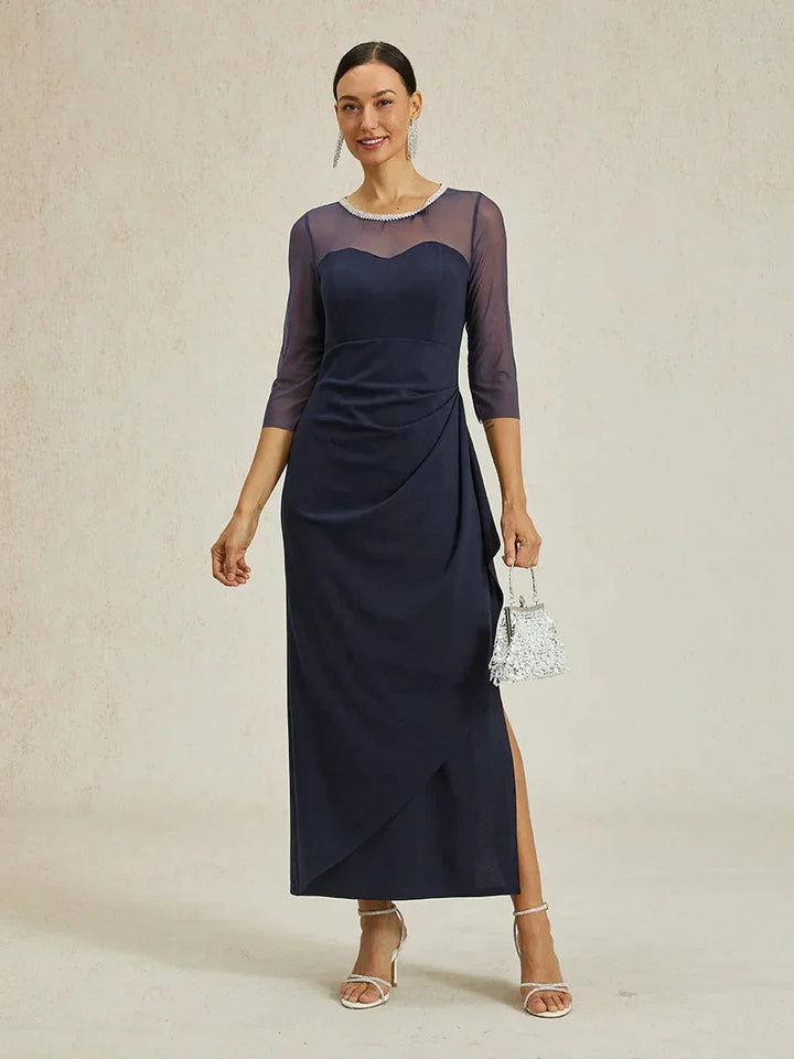 Elegante formele jurk met kralen en illusiehalslijn