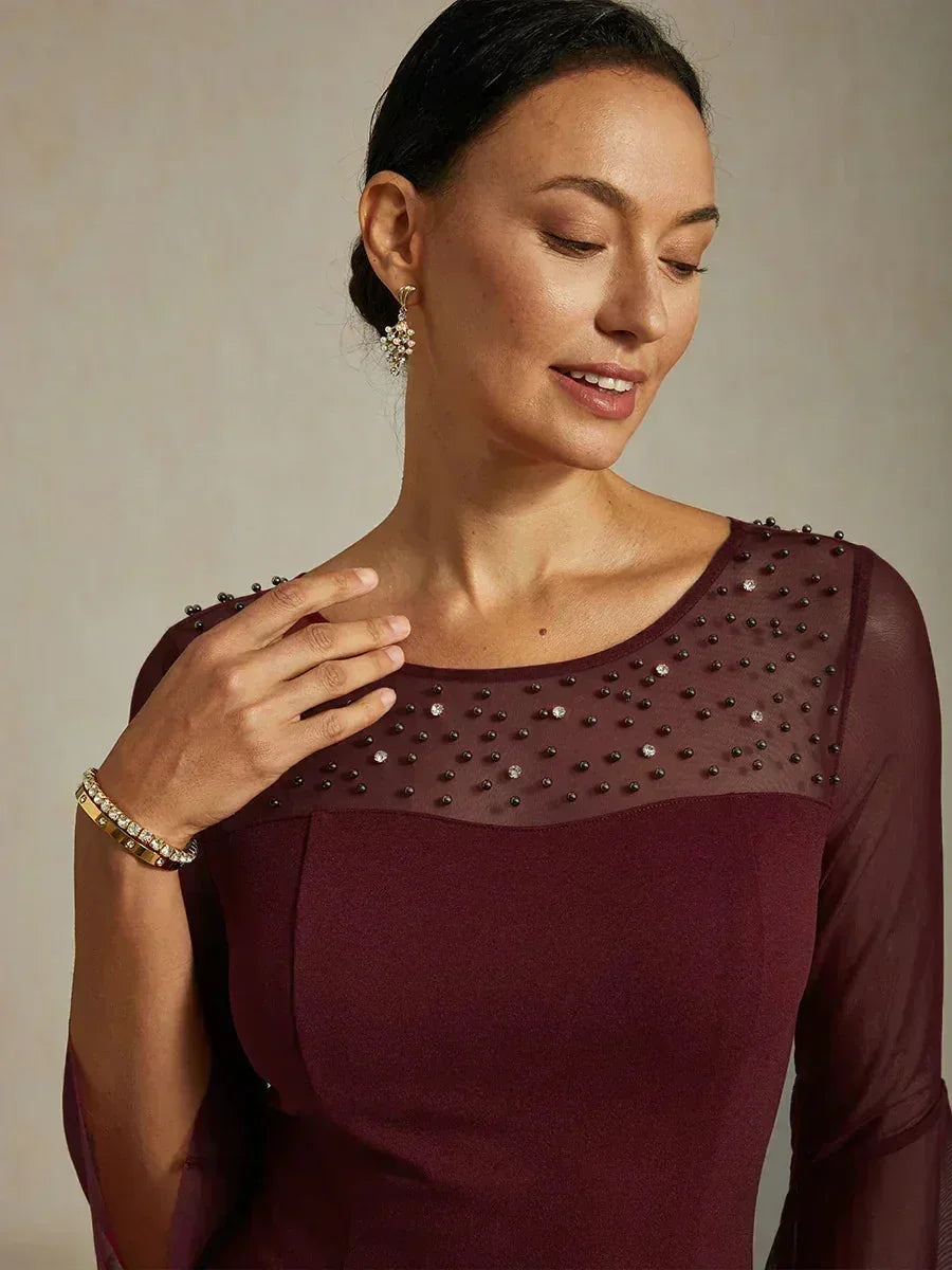 Elegante Schede Cocktailjurk met Versierde Illusie-Mesh Halslijn