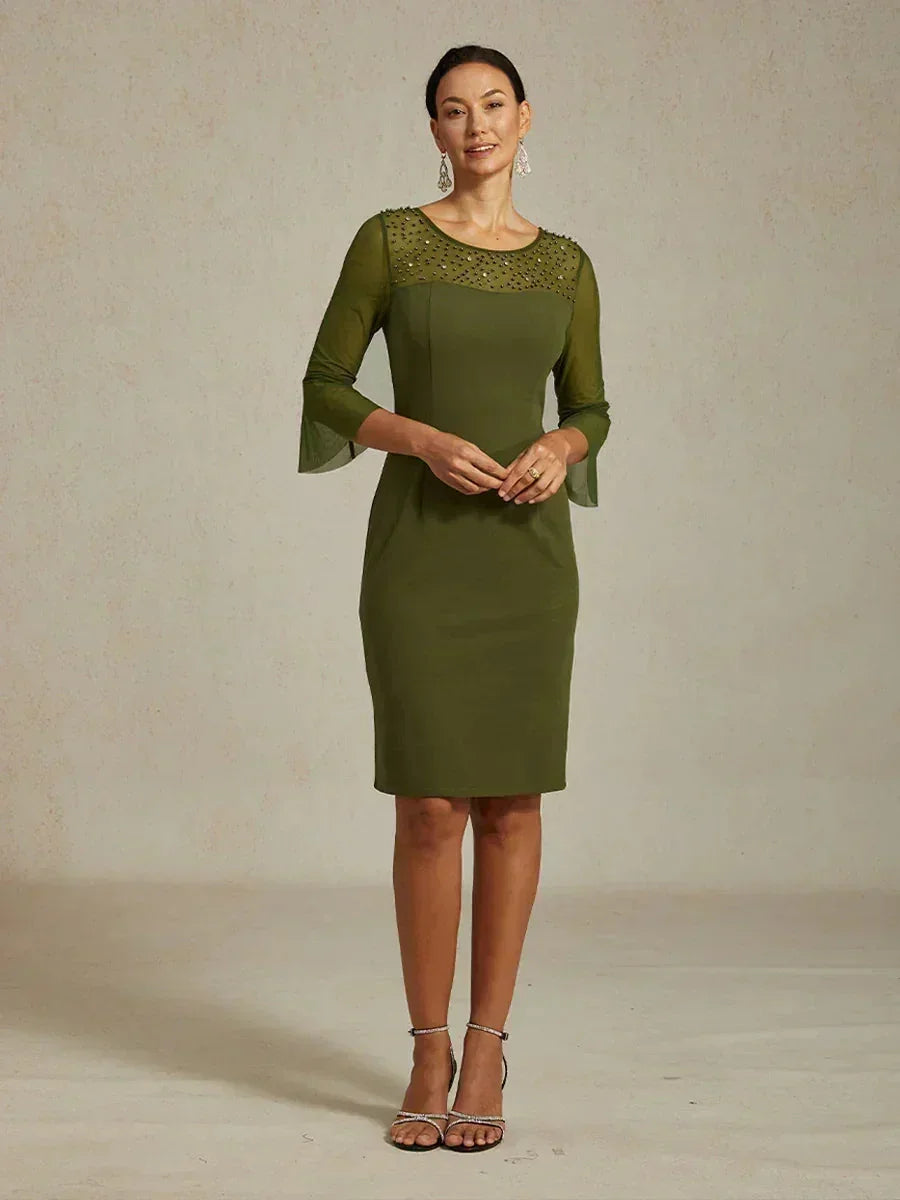 Elegante Koker-Cocktailjurk met Versierde Illusie-Mesh Halslijn
