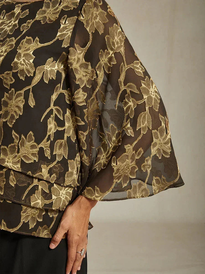 Bloemenchiffonblouse met boothals en A-lijnmouwen