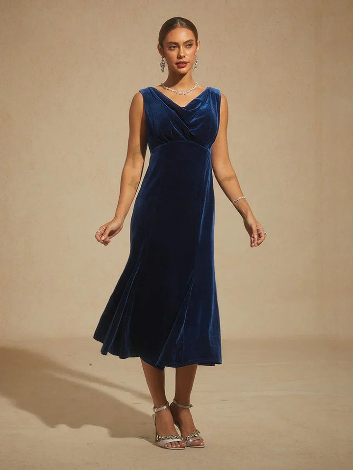 High-Stretch Fluwelen Mouwloze Midi-Jurk met Lage Ronde Hals