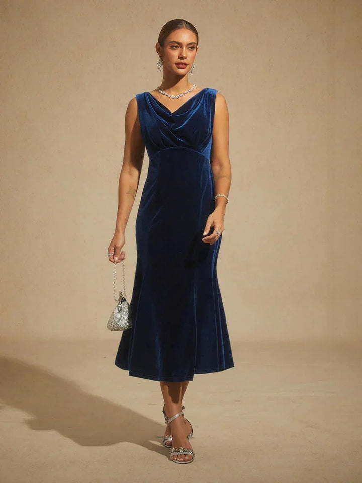 High-Stretch Fluwelen Mouwloze Midi-Jurk met Lage Ronde Hals