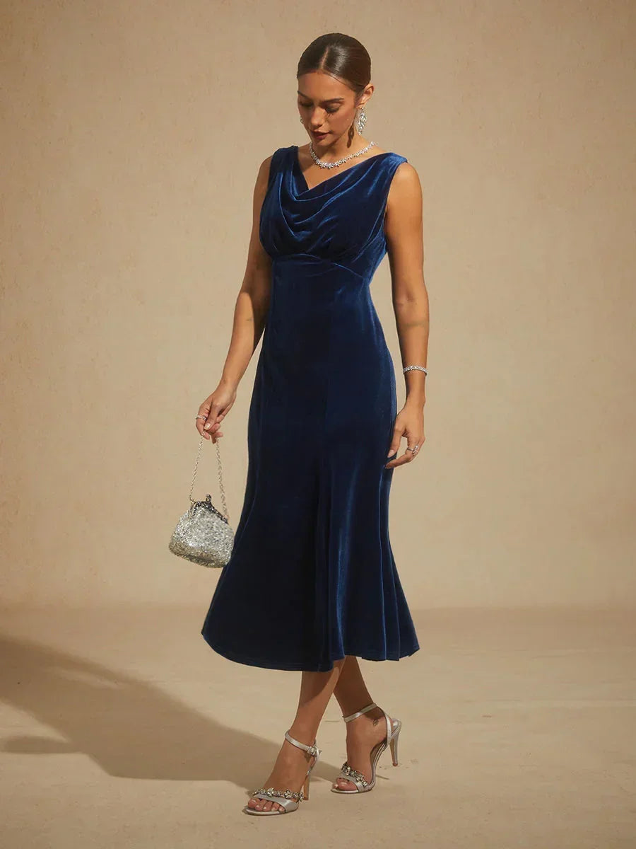 High-Stretch Fluwelen Mouwloze Midi-Jurk met Lage Ronde Hals