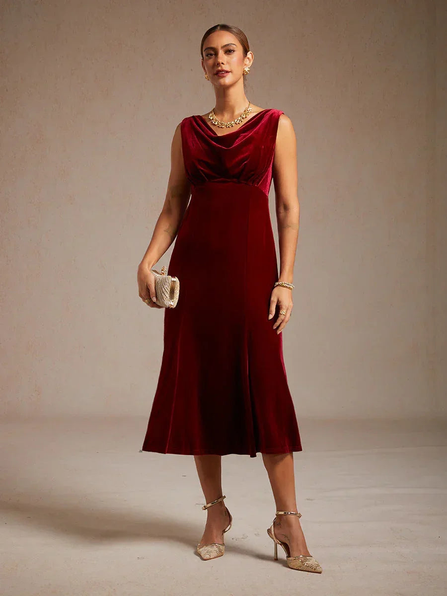 High-Stretch Fluwelen Mouwloze Midi-Jurk met Lage Ronde Hals