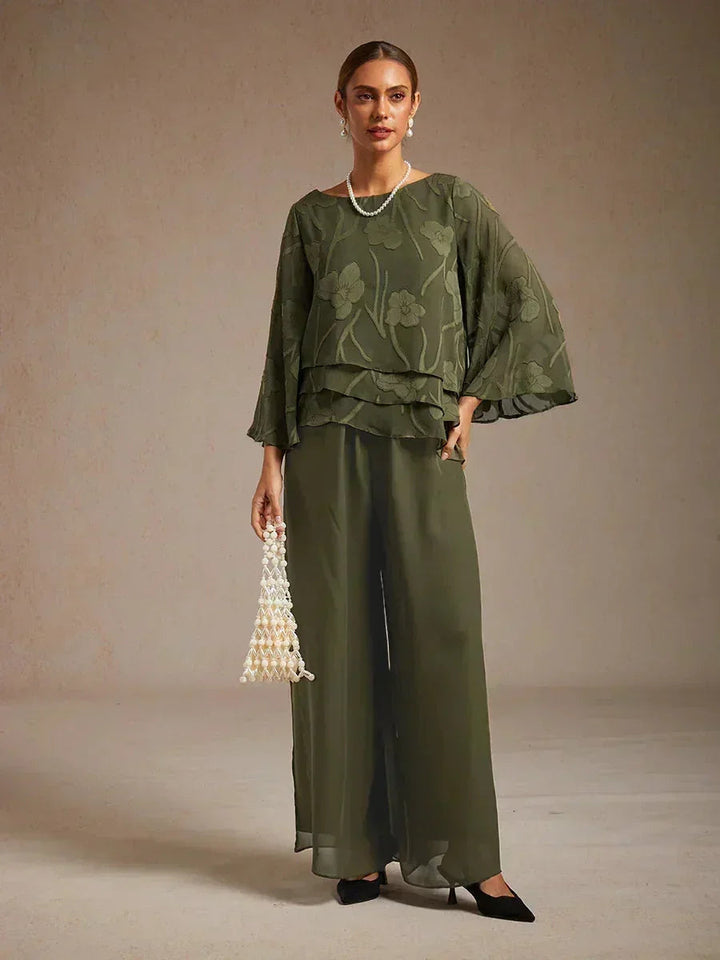 Rechte broek met chiffon split been overlay