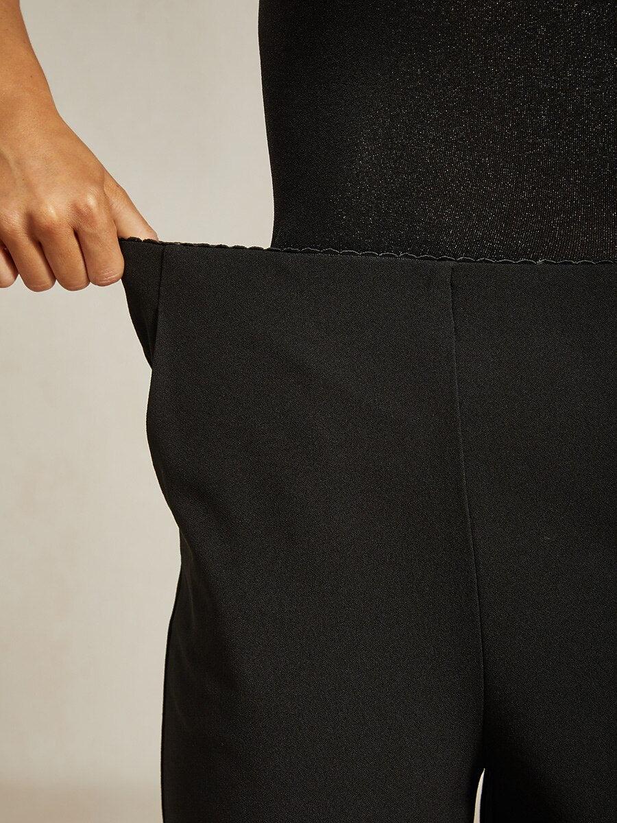 Zwarte Slim-Fit Broek met Elastische Taille en Zijzakken